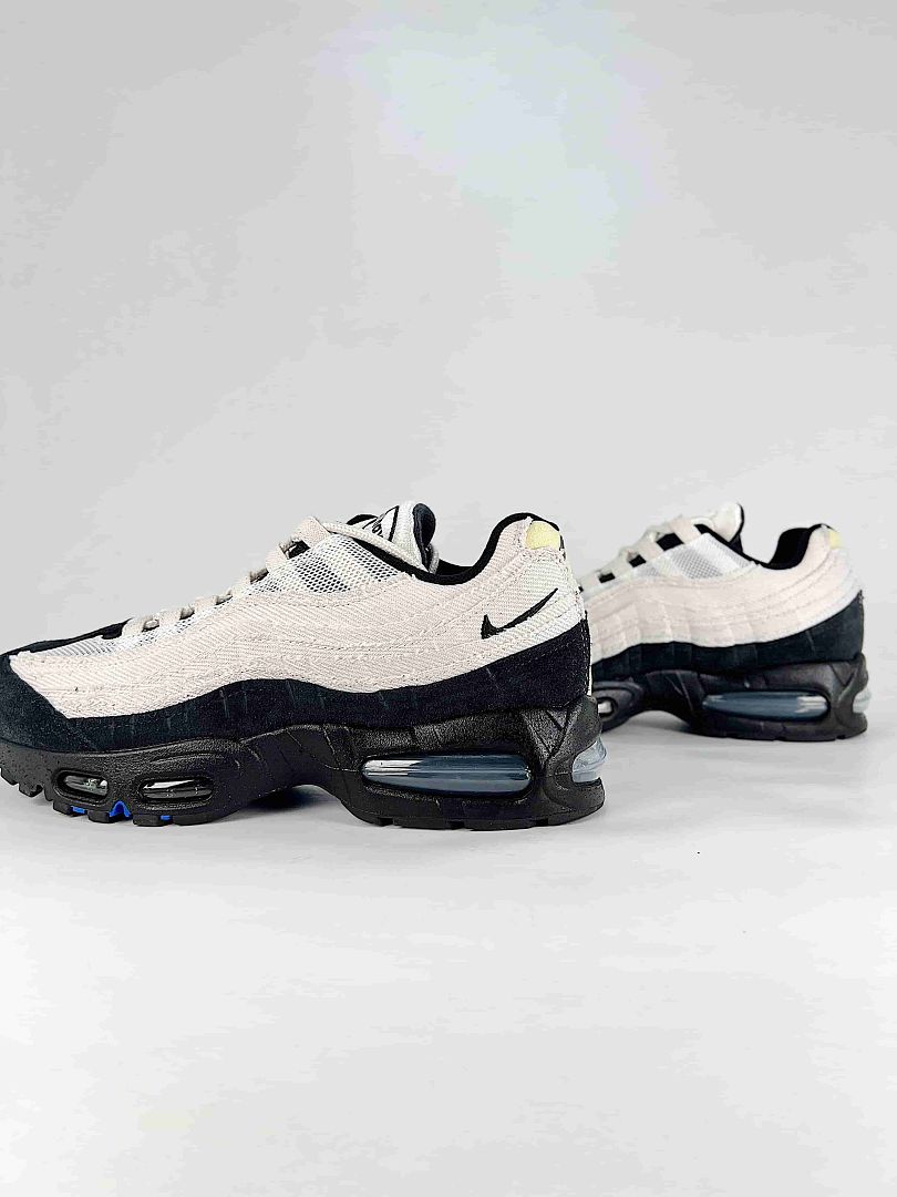 Nike Air Max 95 IQ0284-010 Light Grey Black Sneakers