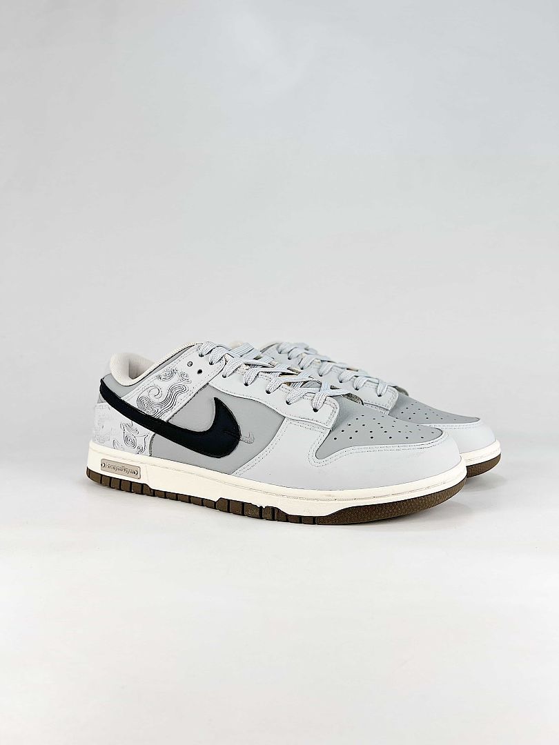 Nike Dunk SB Low IQ1118-220 Patterned Swoosh Sneakers White Gray Black