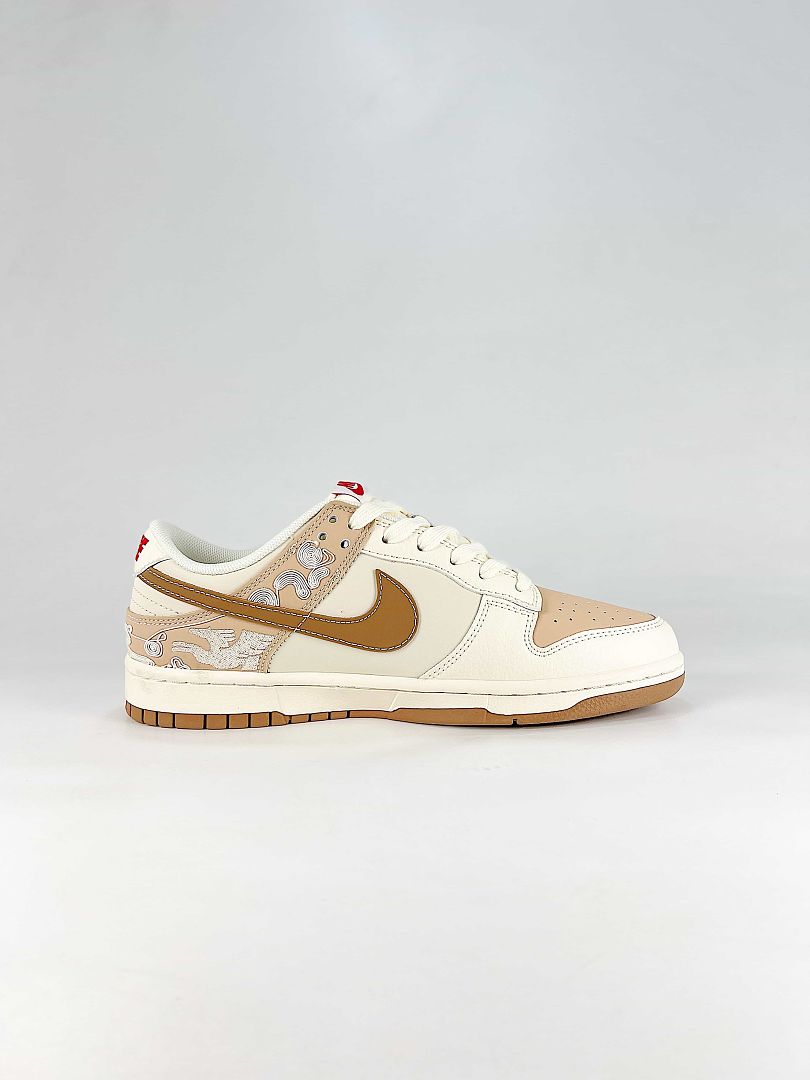 Nike SB Dunk Low SD6868-136 White Low Top Skate Sneakers