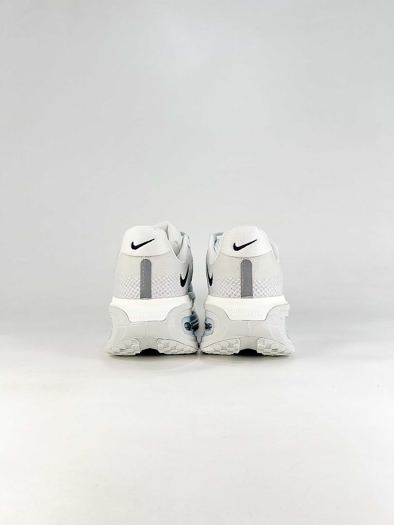 Nike Vomero 19 Premium HQ2050-104 White Silver Running Sneakers
