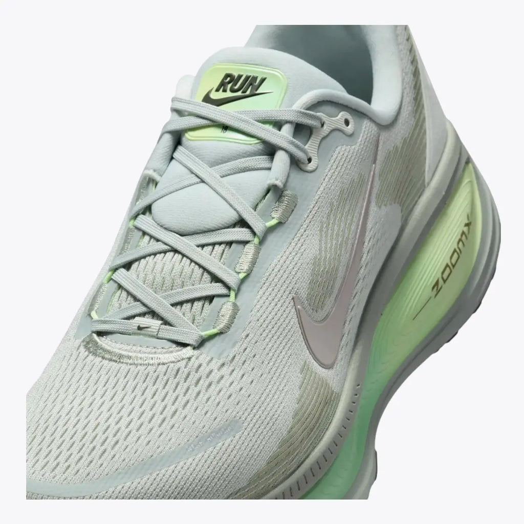 Nike Vomero 18 Light Silver College Grey Barely Volt Running Shoes