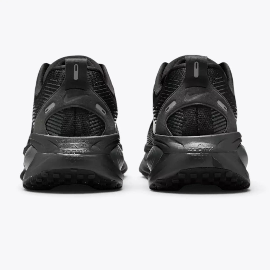 Nike Vomero 18 Triple Black Running Shoes