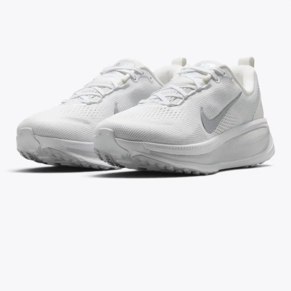 Nike Vomero 18 White Metallic Silver Photon Dust Running Shoes