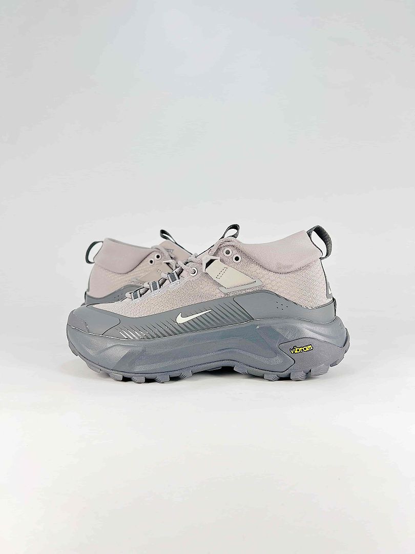 Nike ACG Mountain Fly GTX SE Light Bone Grey Vibram Trail Sneakers
