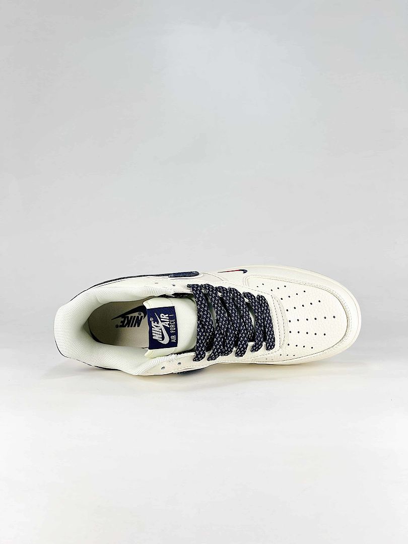 Nike Air Force 1 07 Low DN9688-135 Stussy Script Supreme Box Logo Graphic Detail Sneakers Sail Black Red