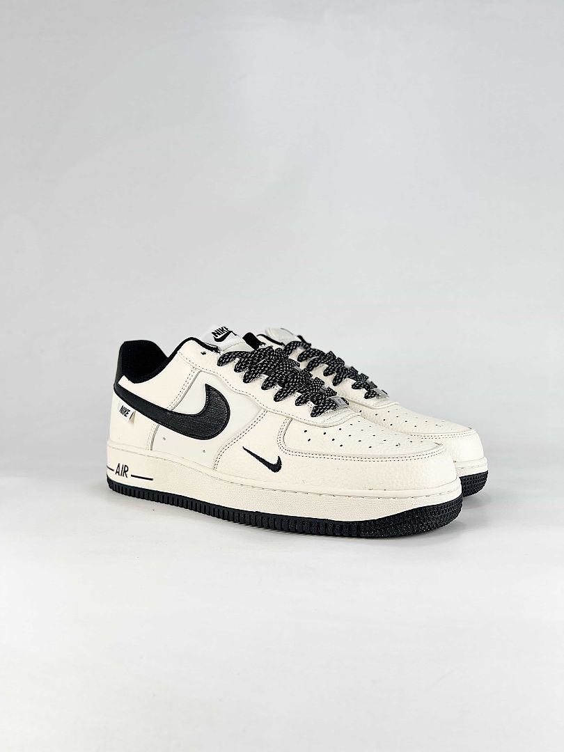 Nike Air Force 1 07 Low SM6668-105 Graphic Detail Sneakers White Black
