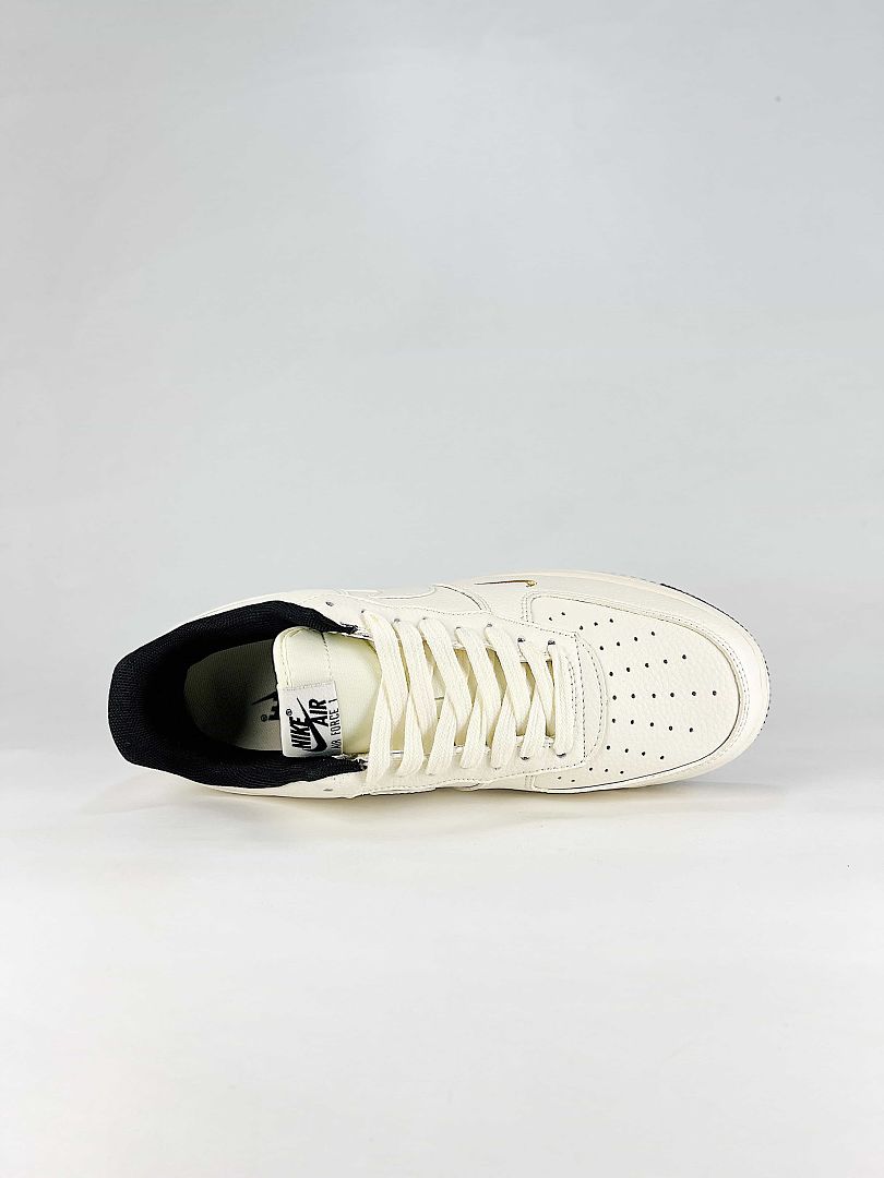 Nike Air Force 1 '07 Low DN9688-135 White Black Sneakers