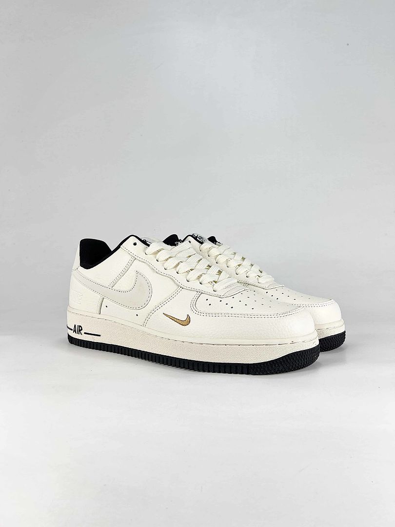 Nike Air Force 1 '07 Low DN9688-135 White Black Sneakers