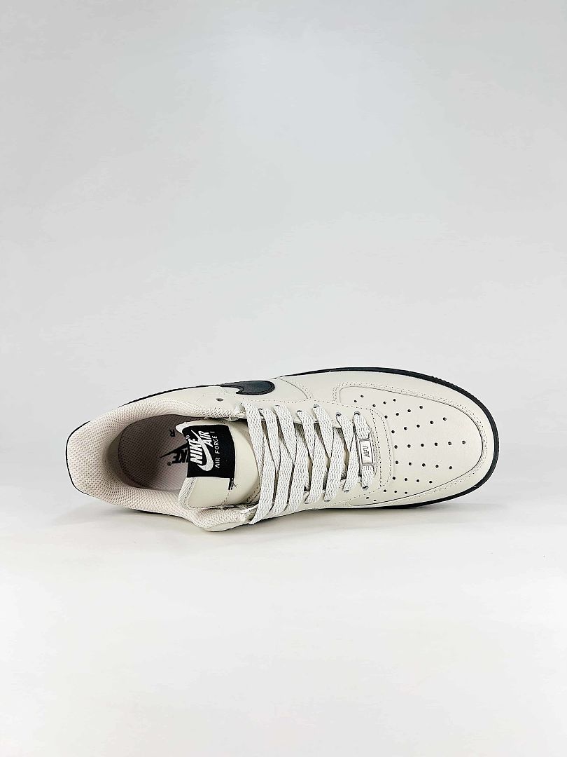 Nike Air Force 1 07 Low FJ4146-005 Classic Low Top Casual Lifestyle Streetwear Sneakers