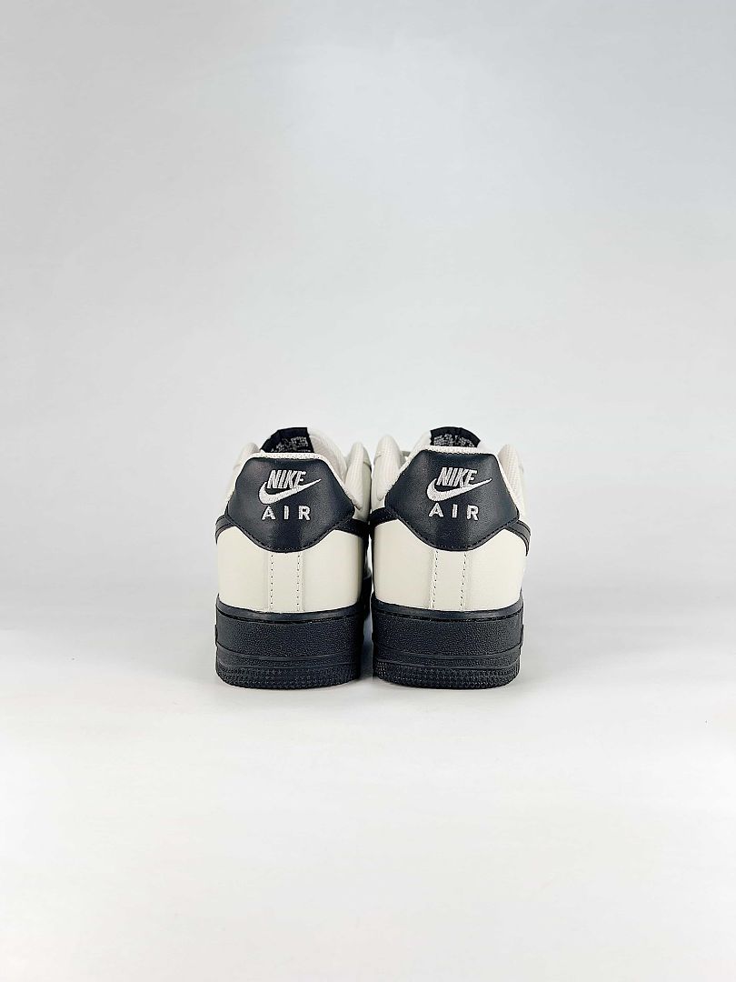Nike Air Force 1 07 Low FJ4146-005 Classic Low Top Casual Lifestyle Streetwear Sneakers