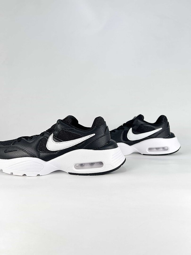Nike Air Max Fusion CJ1671-003 Contrast Sole Sneakers Black White
