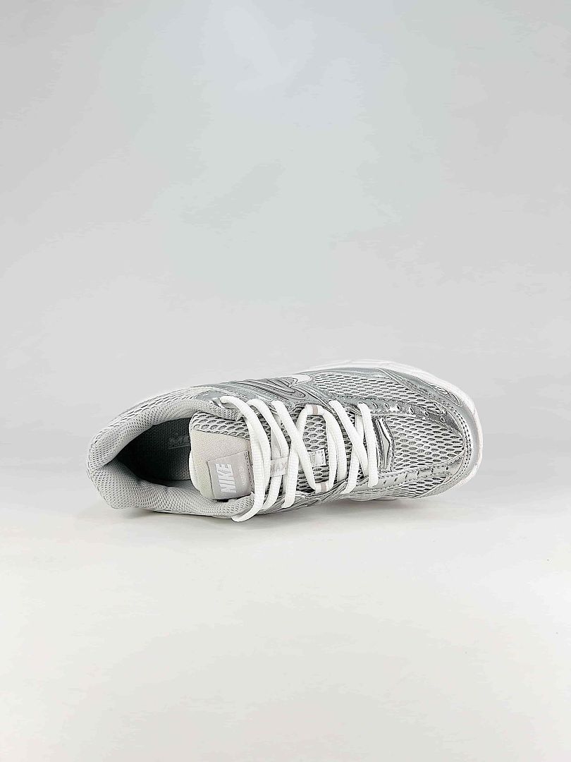 Nike Air Max Moto 2K HQ2056-011 Black Sneakers