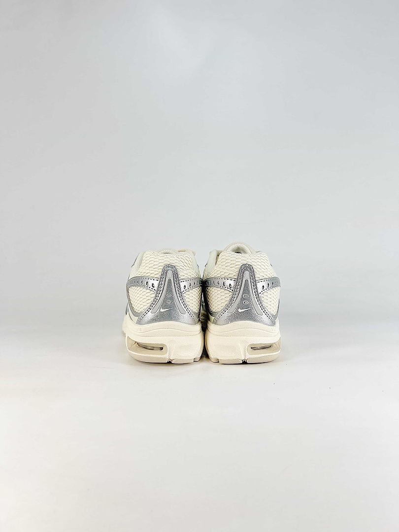 Nike Air Max Moto 2K Women's Shoes HQ2056-108 Pale Ivory
