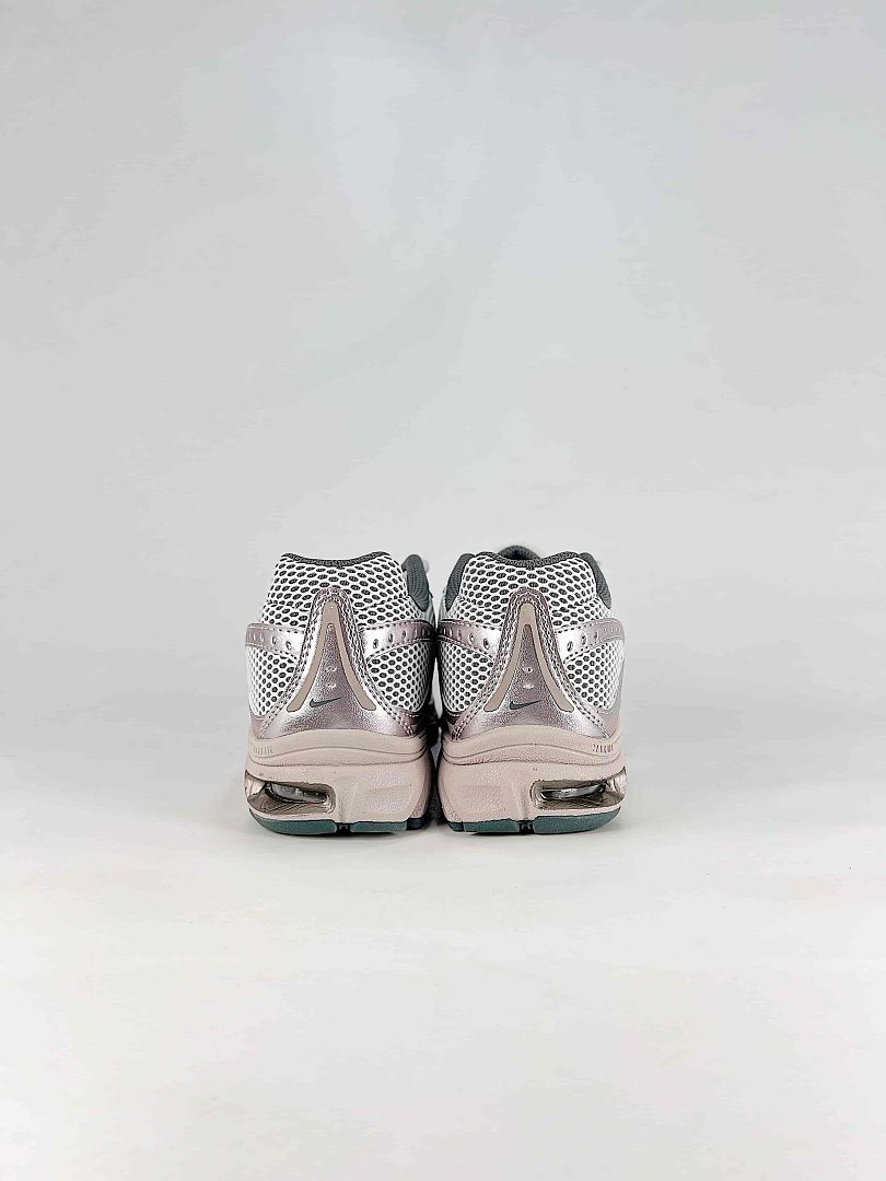Nike Air Max Moto 2K IO7592-077 Reflective Layered Sneakers Silver White Black Pink