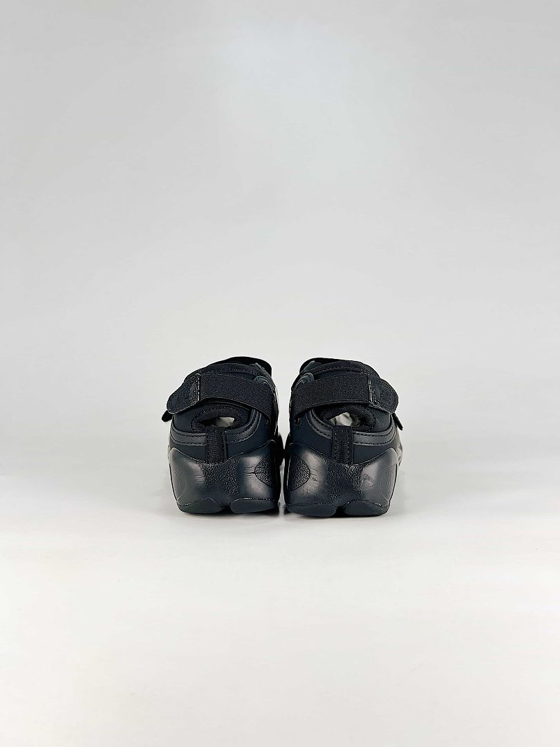 Nike Air Rift IR1226-002 Polka Dot Detail Sneakers Black