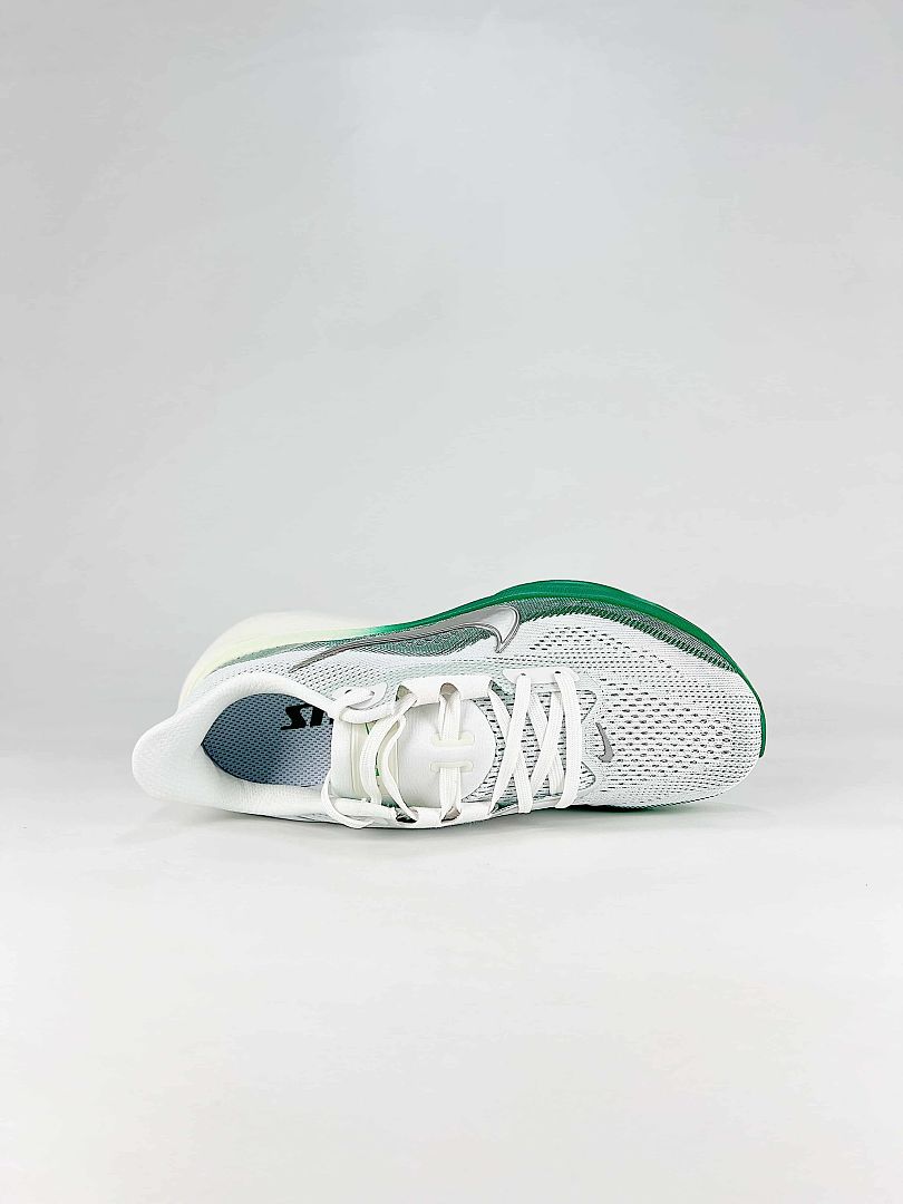 Nike Pegasus 42 IB1881-100 Zoom Air Detail Sneakers White Black Green