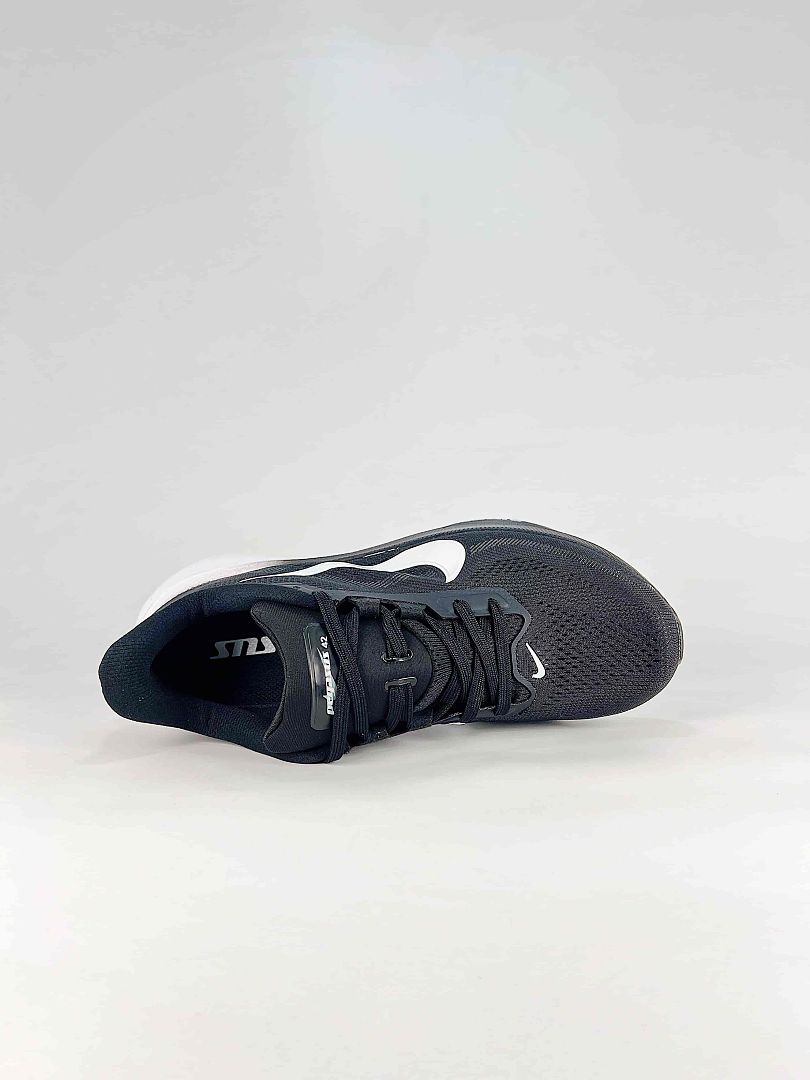Nike Pegasus 42 IB1881-001 Zoom Air Detail Sneakers Black White