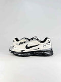 Nike Initiator 394055-101 White Black Signature Detail Low Top Sneakers