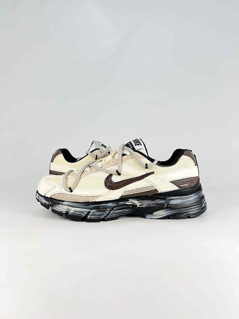 Nike Initiator FQ6873-101 White Black Classic Low Top Retro Running Sneakers
