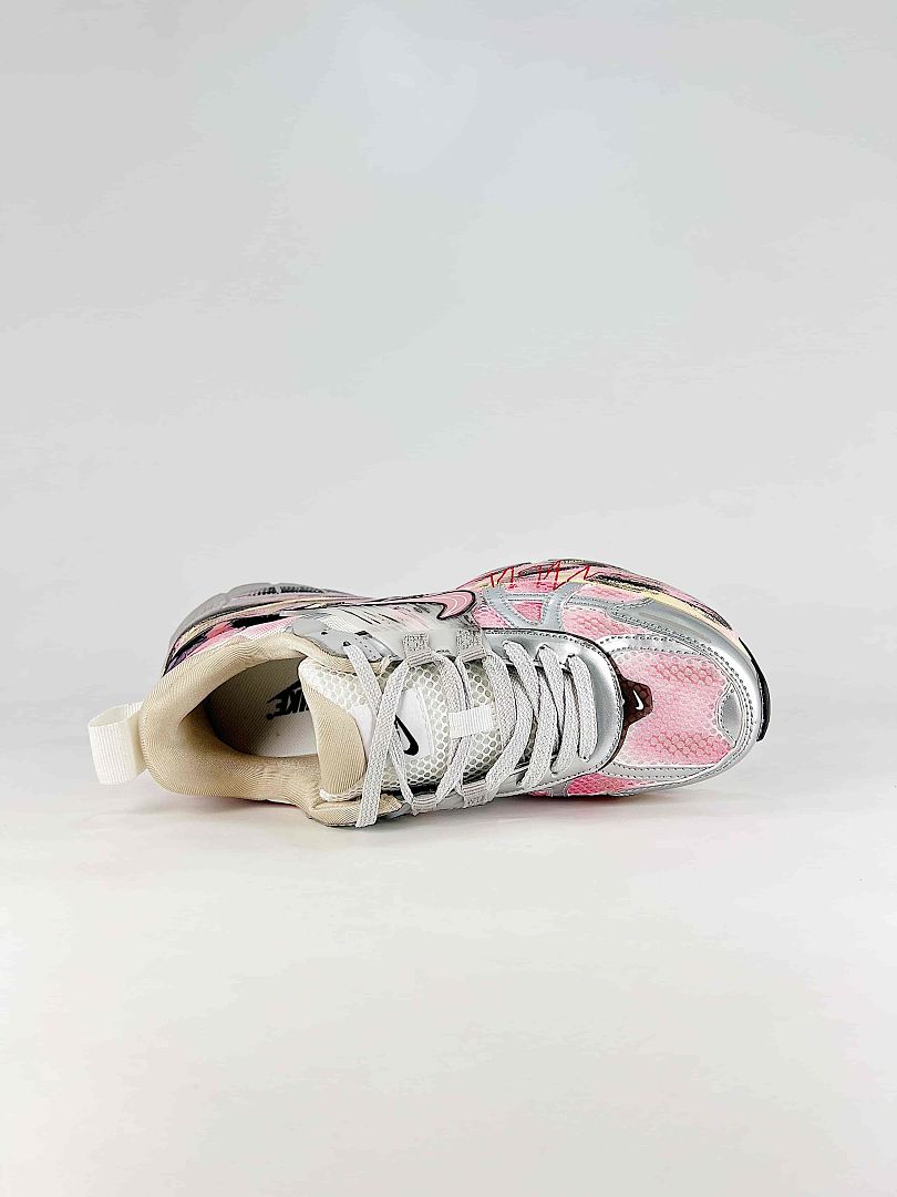 Nike V2K Run FD0736-100 White Pink Silver Retro Sneakers