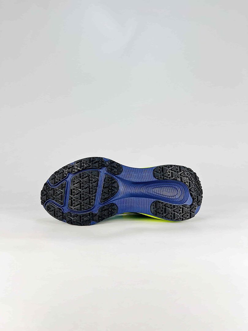 Nike Vomero 18 GTX HQE980-064 Black Teal Blue Volt Running Sneakers