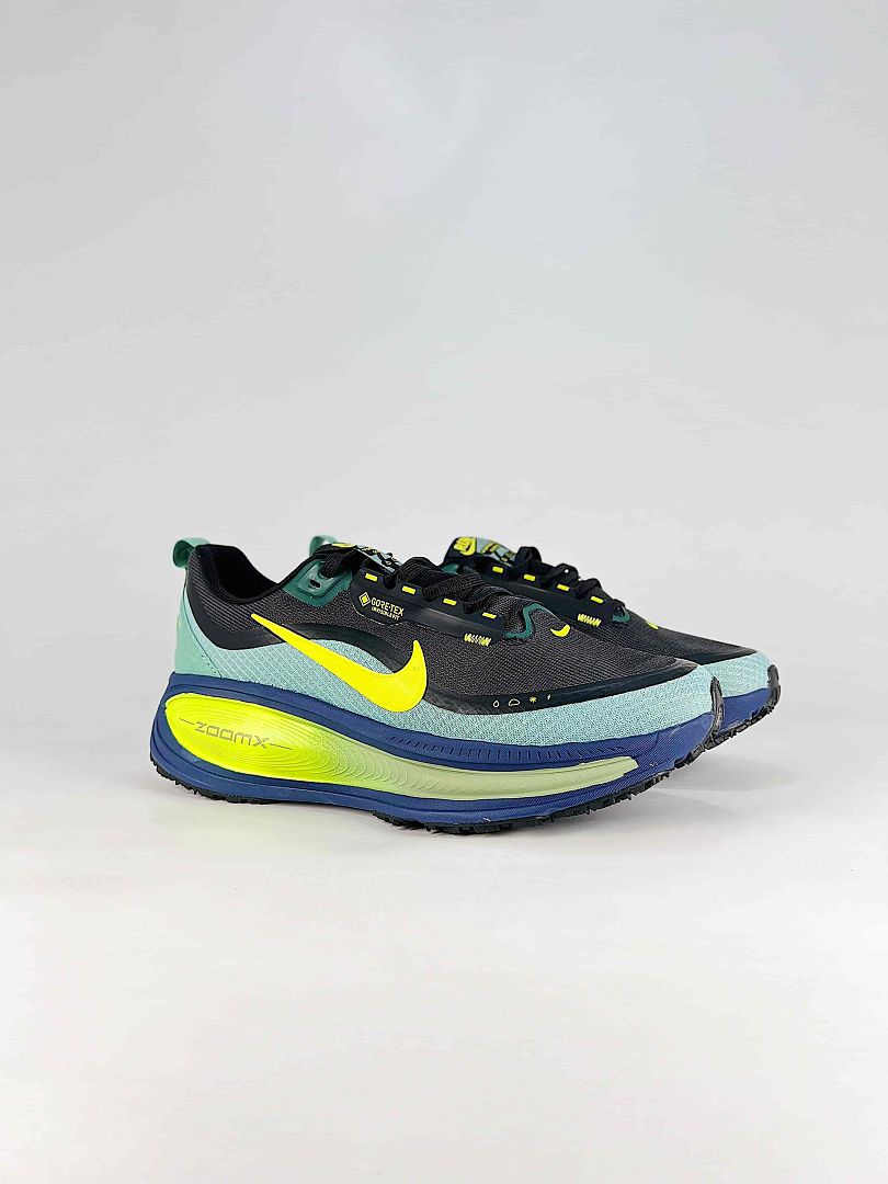 Nike Vomero 18 GTX HQE980-064 Black Teal Blue Volt Running Sneakers