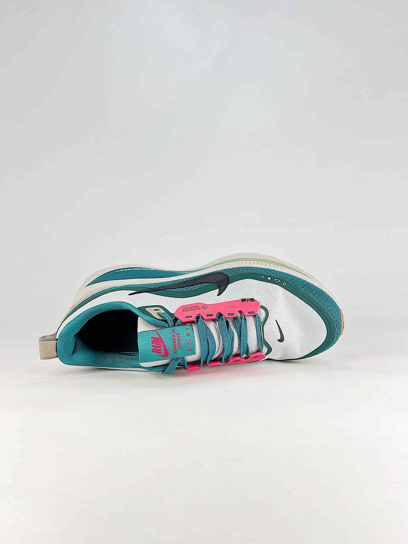 Nike Vomero 18 GTX White Teal Pink ZoomX Running Sneakers